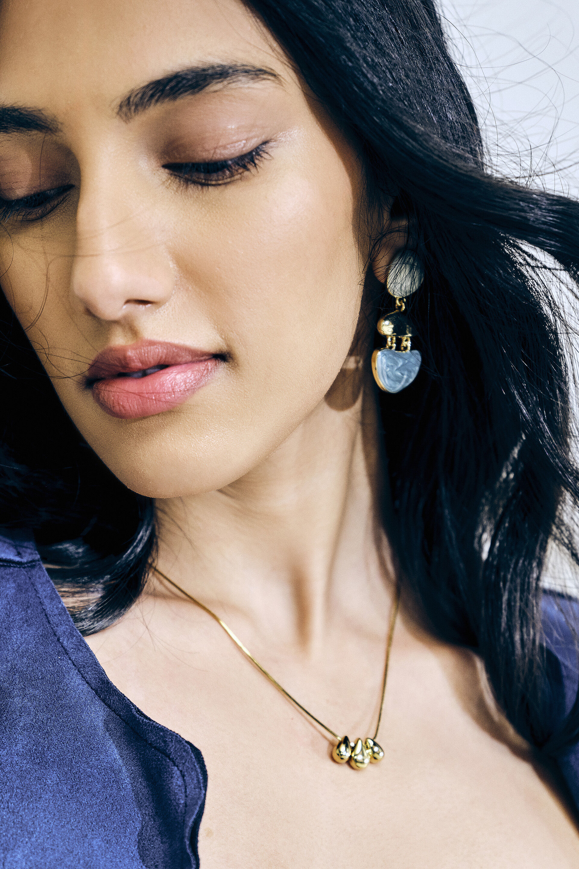 Golden Glow Necklace